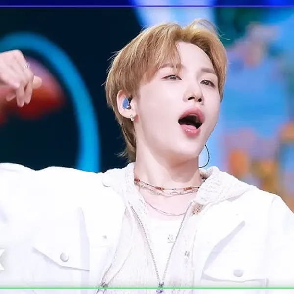 Jeon Woong — K-pop artist photo