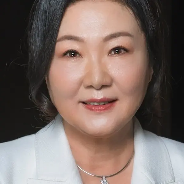 Kim Hae-sook — K-pop artist photo