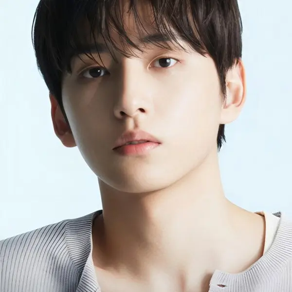 Kim Dong-kyu — K-pop artist photo
