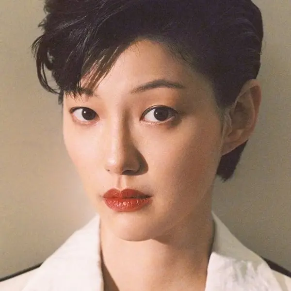 Lee El — K-pop artist photo