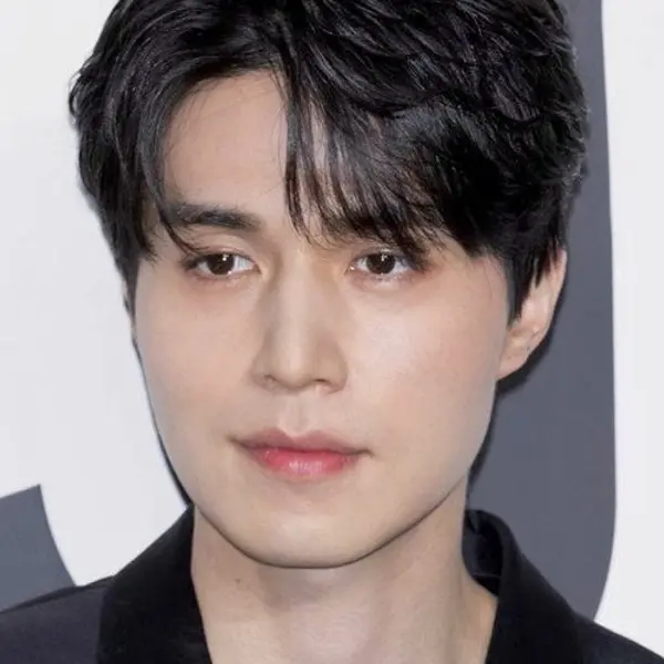 Lee Dong-wook — K-pop artist photo