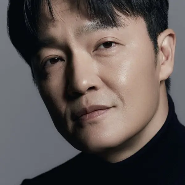 Cho Han-cheul — K-pop artist photo