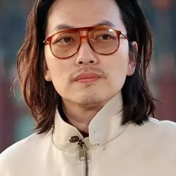 Lee Dong-hwi — K-pop artist photo