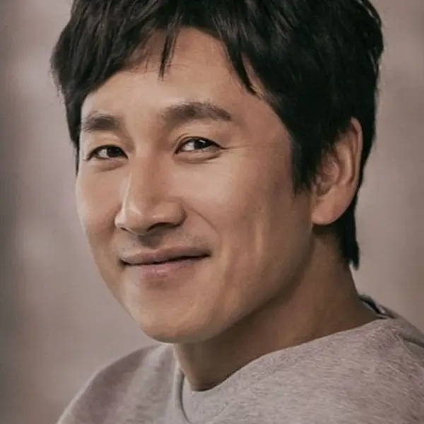Lee Sun-kyun — K-pop artist photo