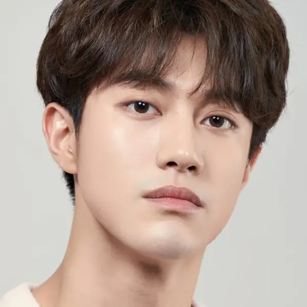 Kwak Dong-yeon — K-pop artist photo