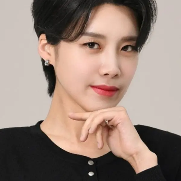 Jang Do-yeon — K-pop artist photo