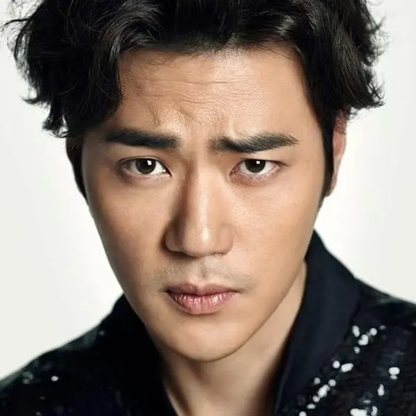 Kim Kang-woo — K-pop artist photo