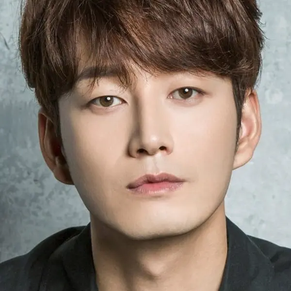 Lee Hyun-wook — K-pop artist photo