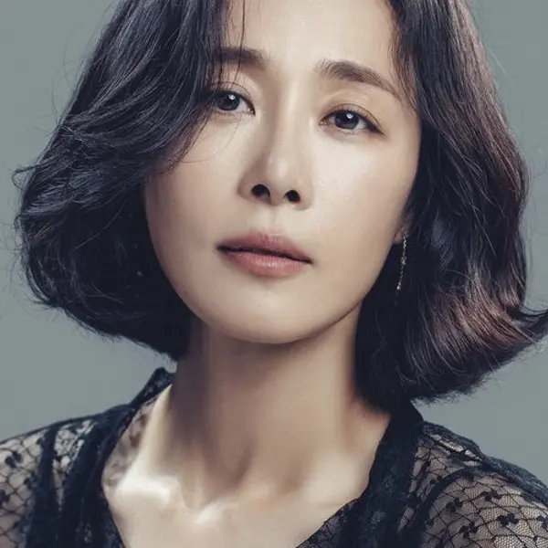 Moon Jeong-hee — K-pop artist photo
