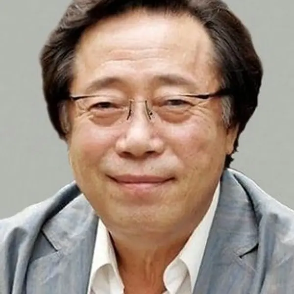 Byun Hee-bong — K-pop artist photo