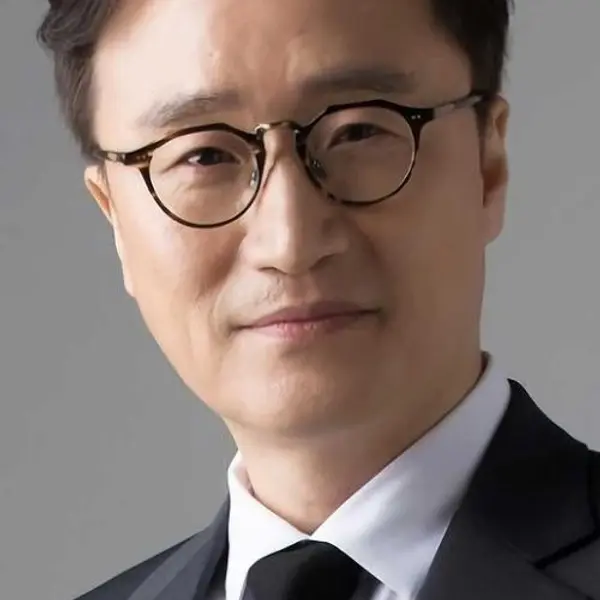 Park Seong-geun — K-pop artist photo