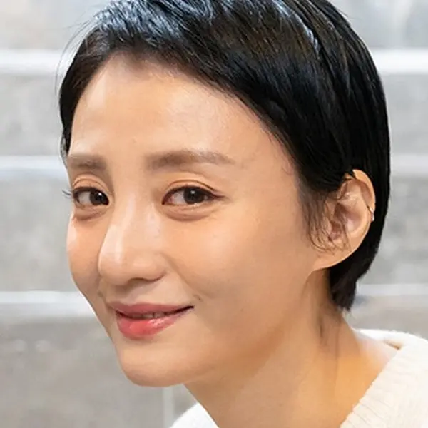 Cho Eun-ji — K-pop artist photo