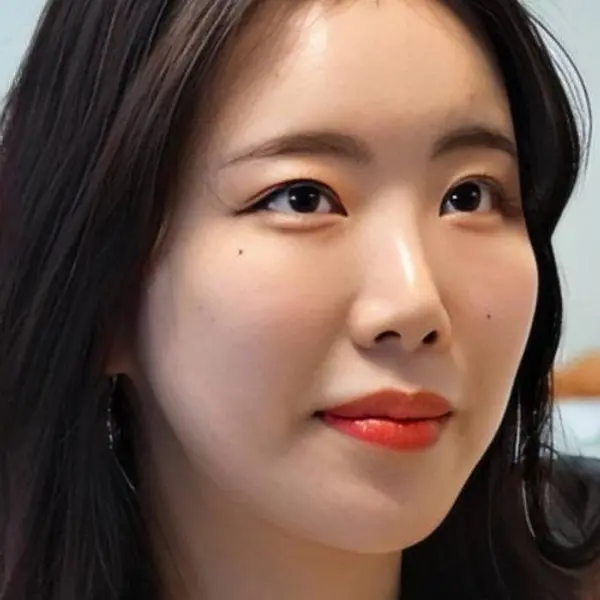 라라 — K-pop artist photo