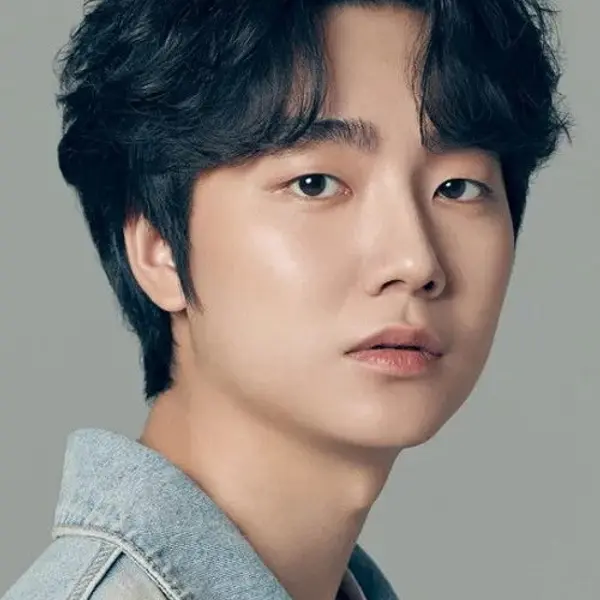 Sung Yoo-bin — K-pop artist photo