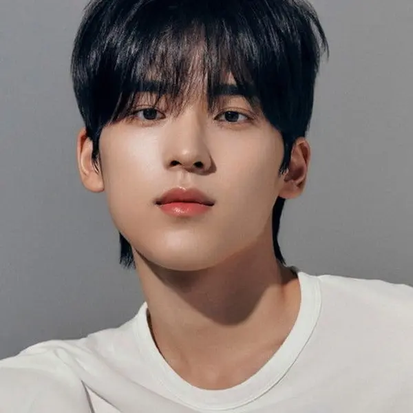 Moon Seong-hyun — K-pop artist photo