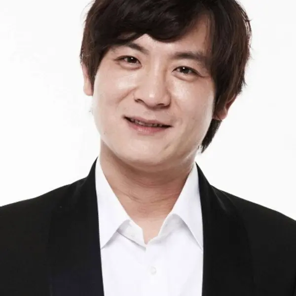 Jung Sung-ho — K-pop artist photo