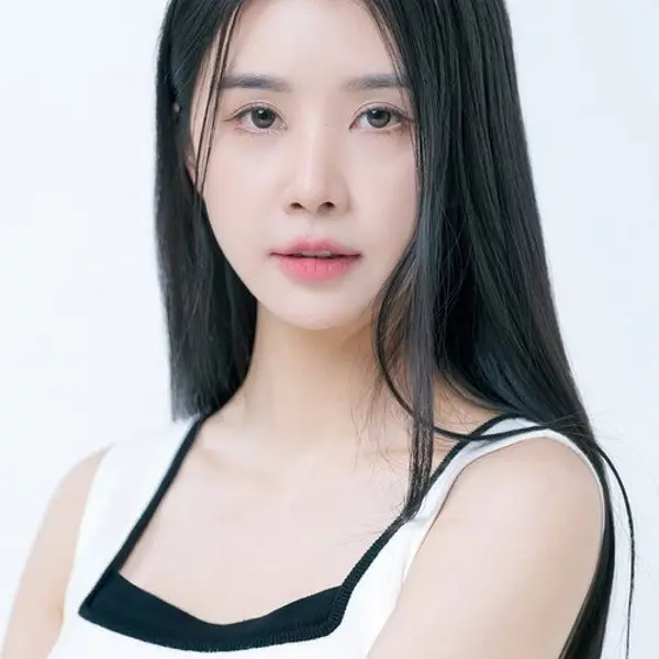 Cao Lu — K-pop artist photo