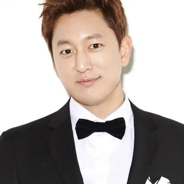 Han Suk-joon — K-pop artist photo