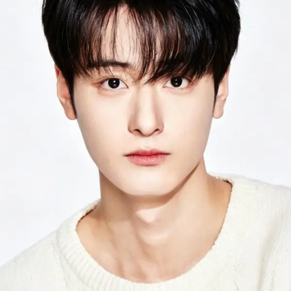 Lee Woo-jin — K-pop artist photo