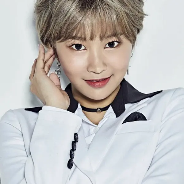 Lee Hye-bin — K-pop artist photo