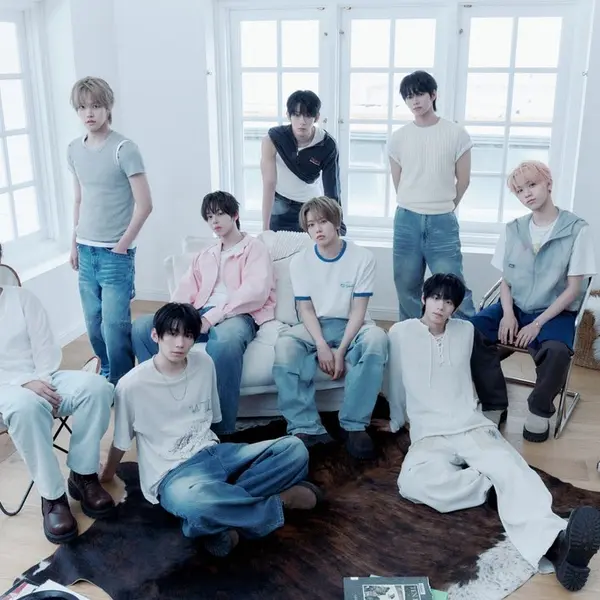 AHOF — K-pop group photo