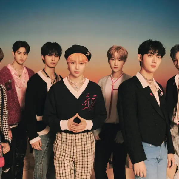 TEMPEST — K-pop group photo