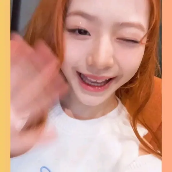 UNIS — K-pop group photo