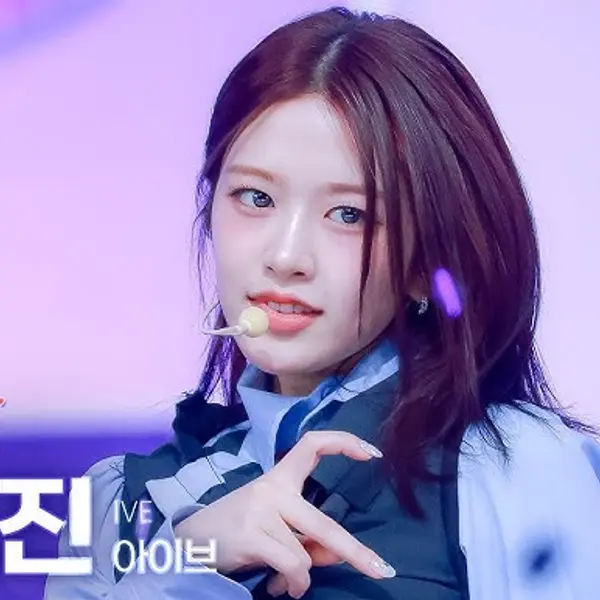 An Yujin — K-pop artist photo
