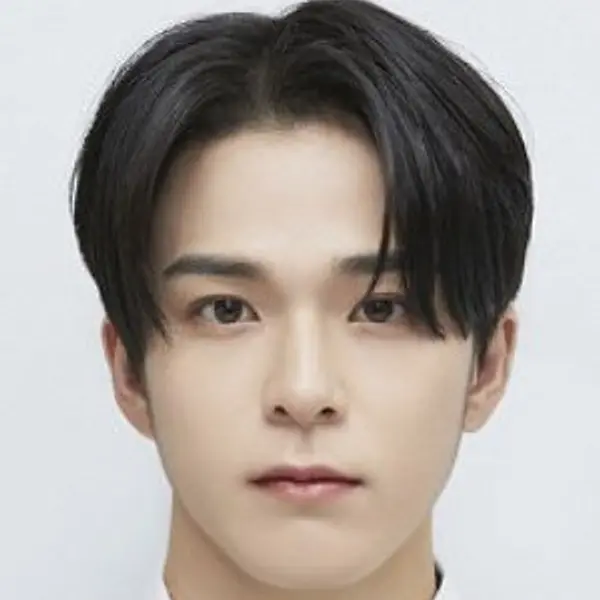 Asahi — K-pop artist photo