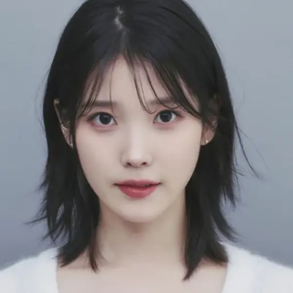 IU (아이유) — K-pop artist photo
