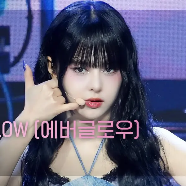 E:U — K-pop artist photo