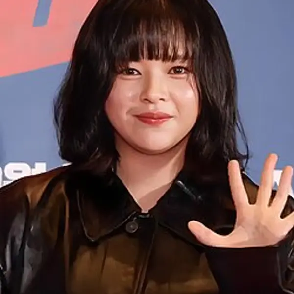 Jeongyeon — K-pop artist photo