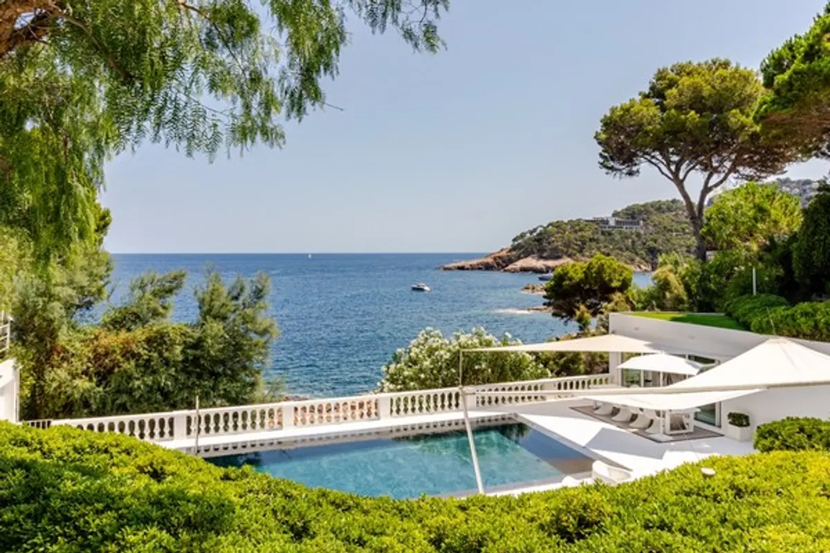 Airbnb opens Jennie's 'Less Than a Lover' MV villa in Begur, Spain for a 3-night stay