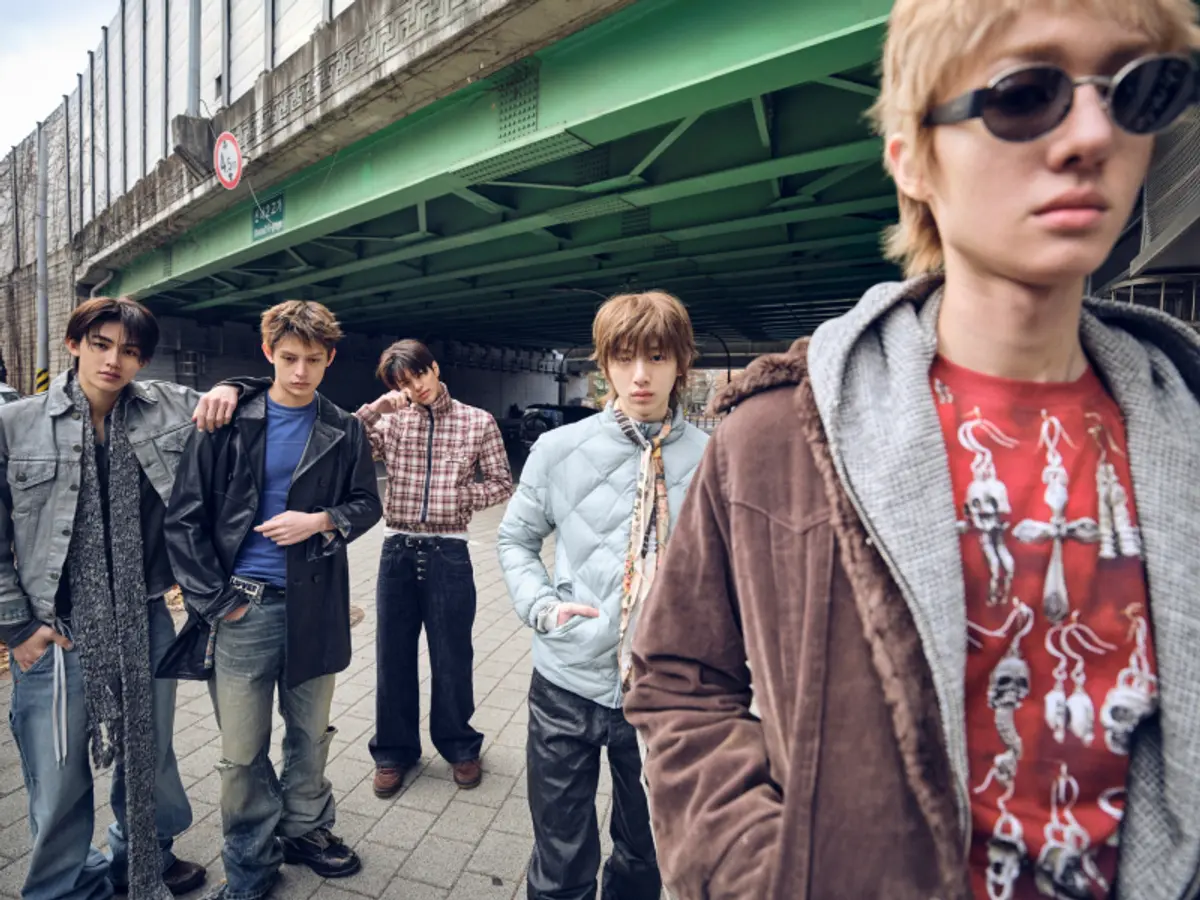 CORTIS earn first Japan Gold cert as GREENGREEN charts 4 weeks on Billboard 200