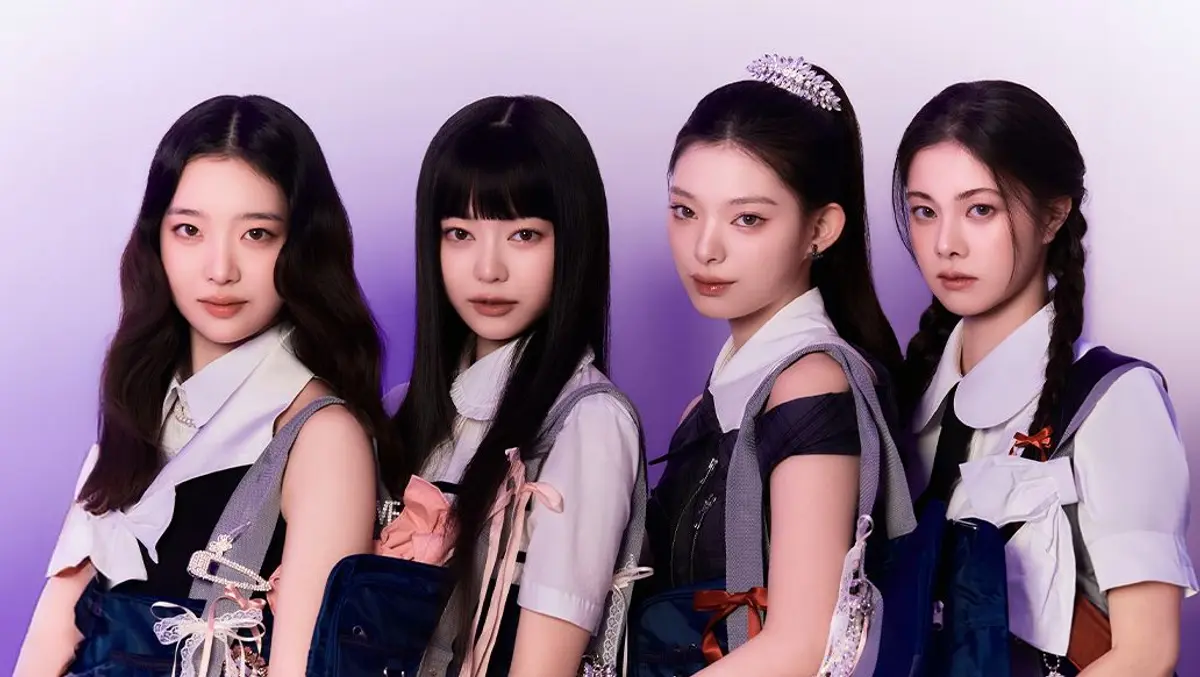 Cosmosy member Amei draws attention as group's second mini album gains traction