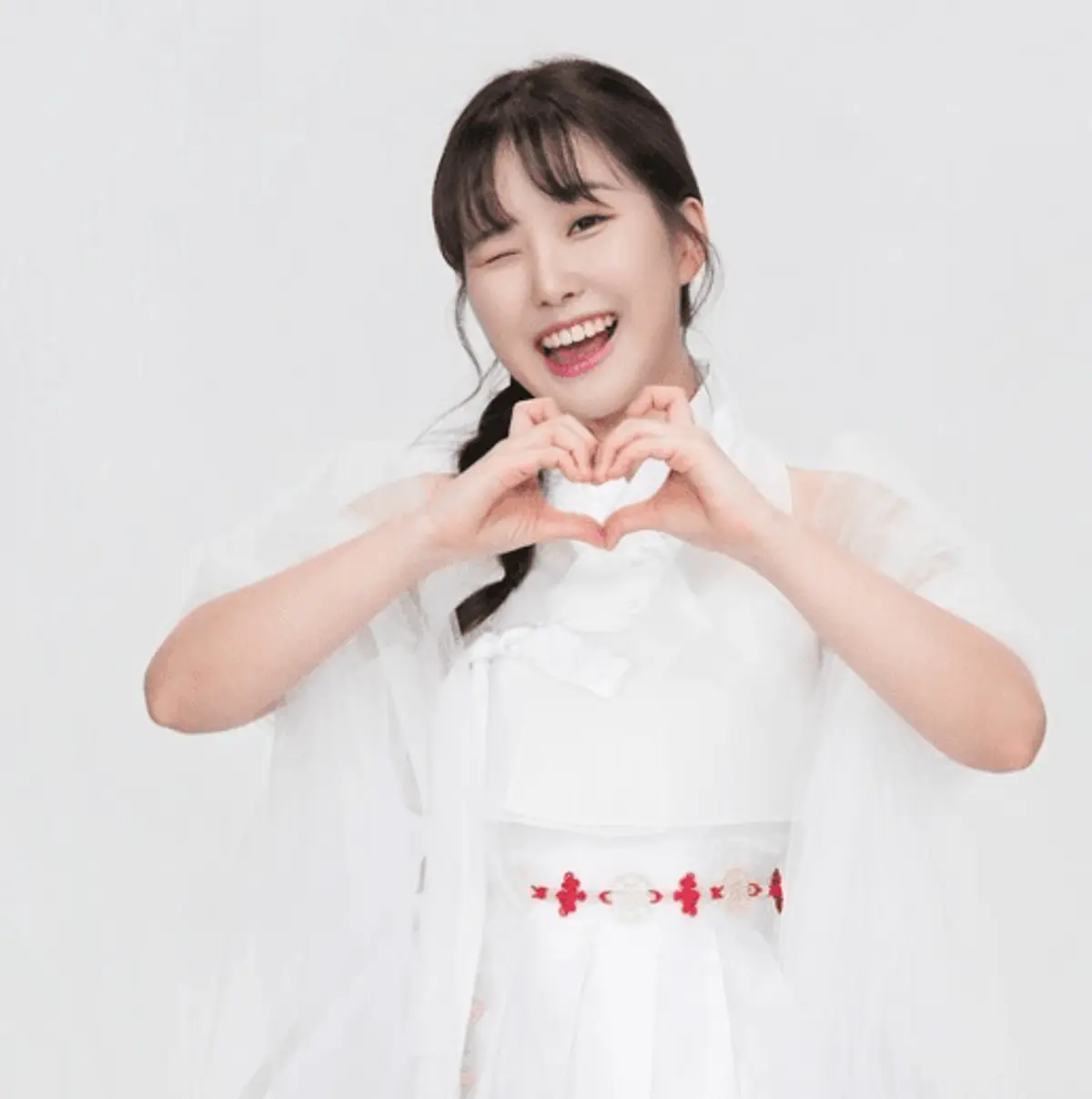 Hong Sung-yoon drops '봉이로구나,' a gayageum-meets-disco single, on Aug 20