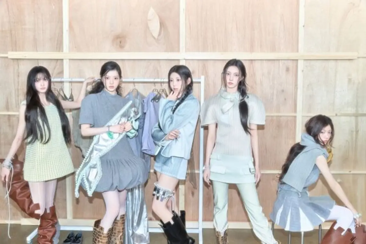ILLIT sets new Oricon first-week record with 71,009 copies for 'I Got Your Back'