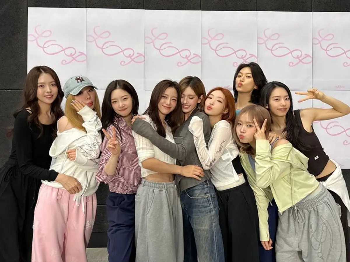 IOI's '갑자기' was the most-streamed in-car song of summer 2026 on Genie Music