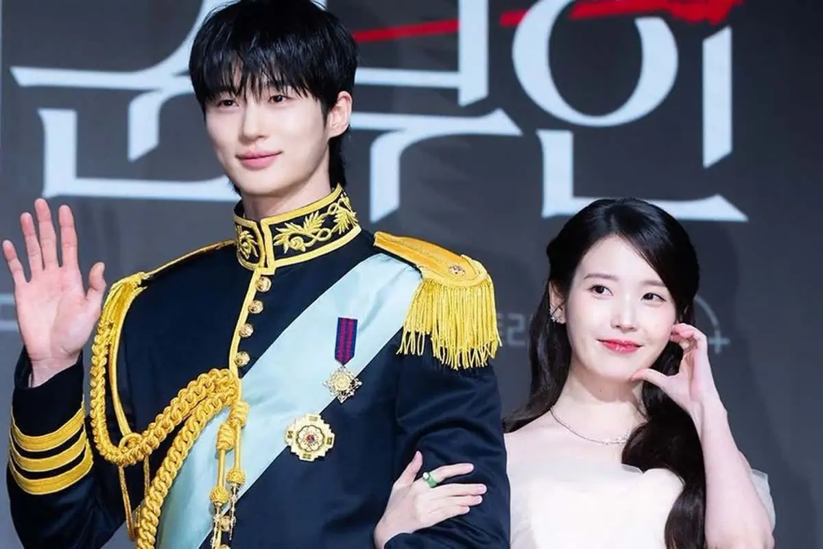IU Sends Food Truck to Ex-Co-Star Byeon Woo-seok's Set After Lee Jong-suk Breakup