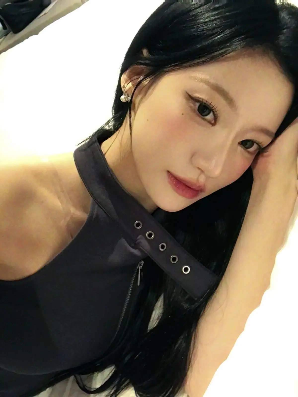 IVE's Ray logs first solo OST, world tour stops, and Asian Games promo role in packed 2026