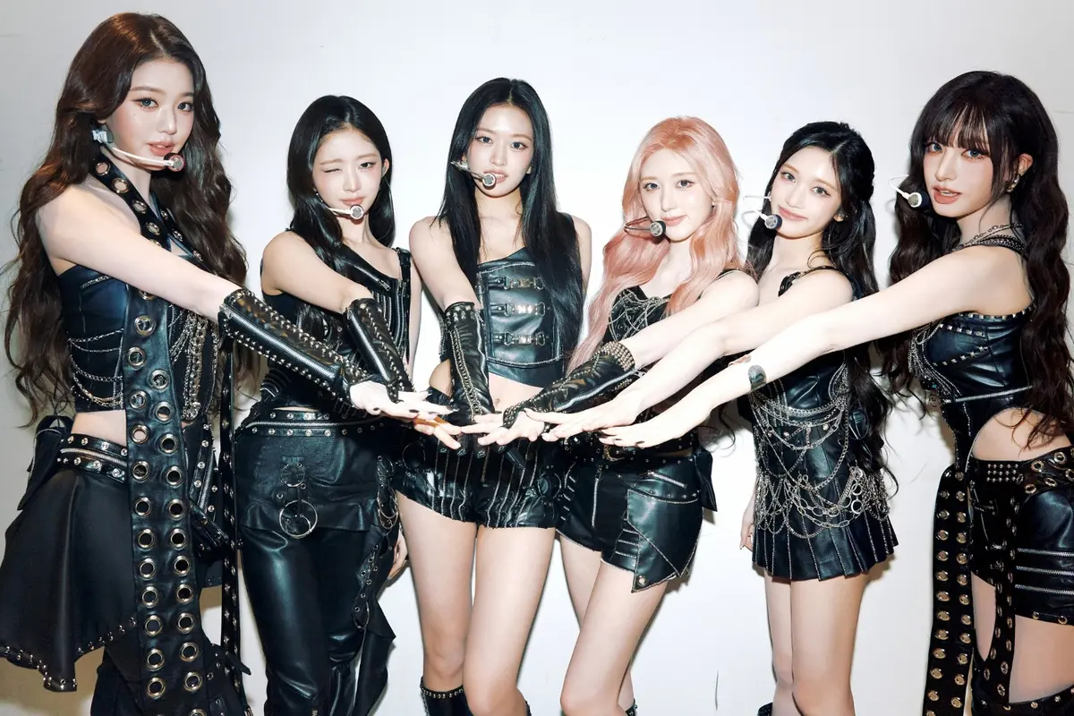 IVE kicks off Australia & New Zealand leg of 'SHOW WHAT I AM' world tour in Sydney