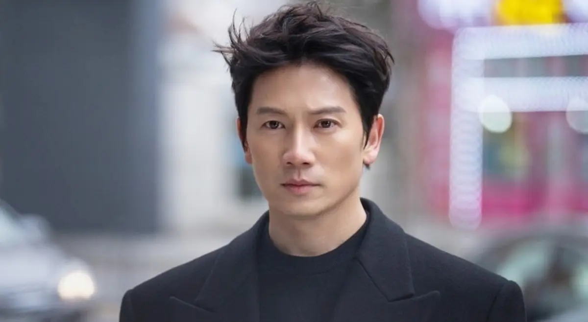 Ji Sung plays ex-mob boss running for apartment HOA chair in JTBC's 'Apartment'