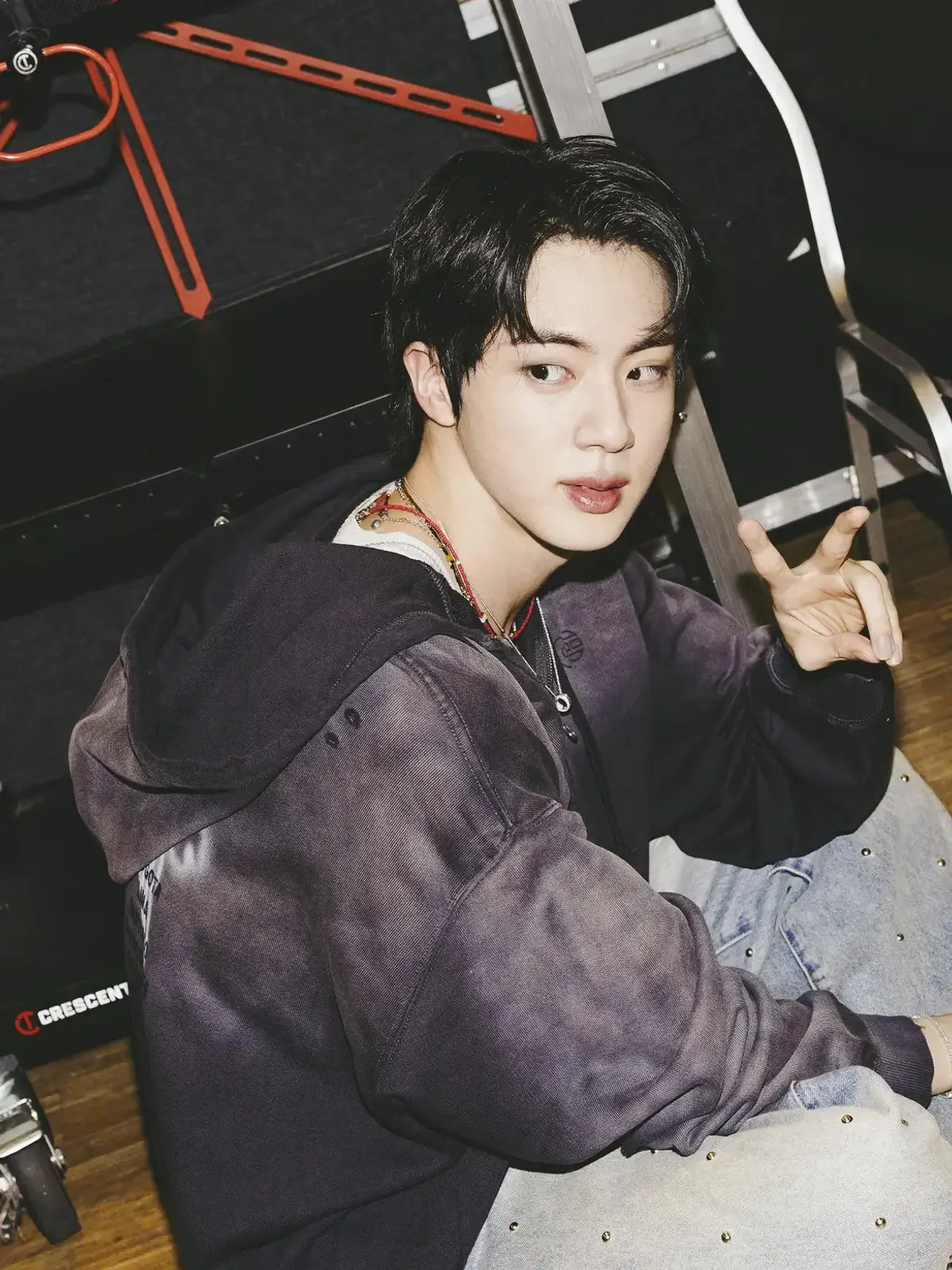 Jin drops Brussels tour photos and Weverse post with V and Jungkook