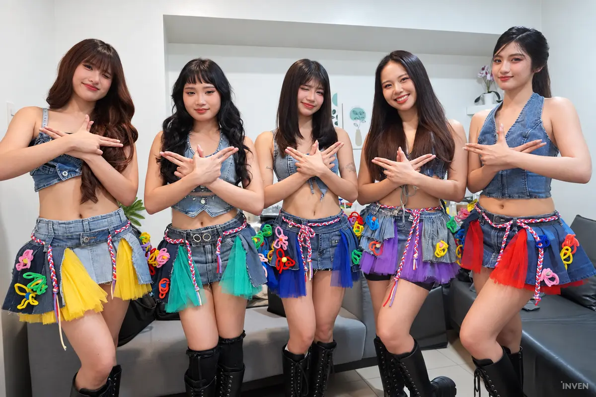 Philippine girl group KAIA performs at FWC 2026, heads to Seoul for ROUND Festival debut on Nov. 7