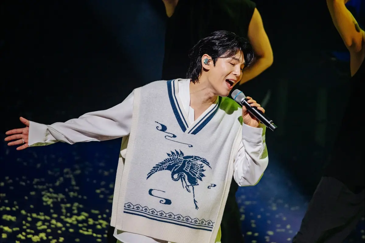 Kim Jun-su wraps first fan concert '준수한 판', previews debut mini album track '풍년가'