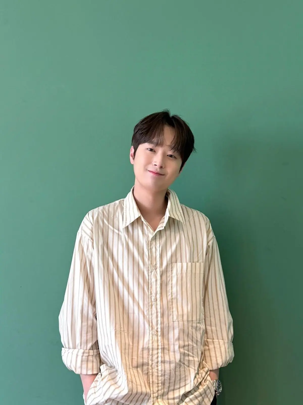 Lee Chan-won wraps 'Chan-ga' tour, promotes JTBC variety appearance amid busy September schedule