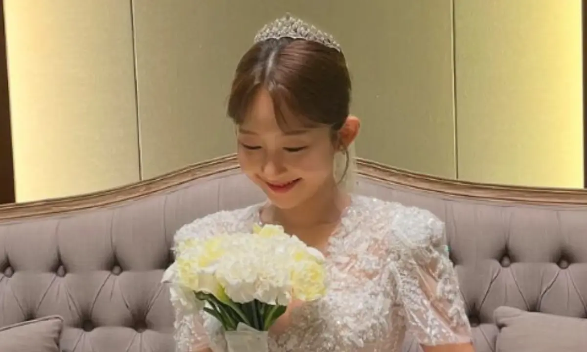 Lee Su-bin lands 'Let Me Fly' role two months after May wedding