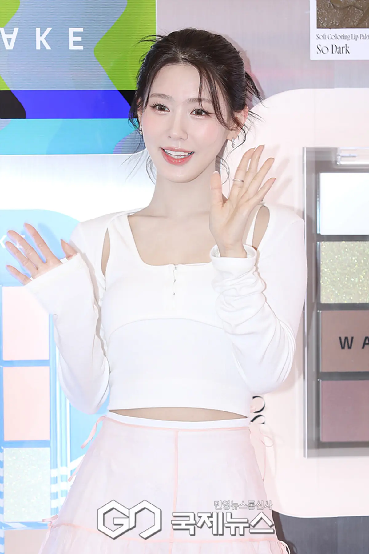 Miyeon of (G)I-DLE announces first Japanese solo digital single 'RUN AWAY', out August 10