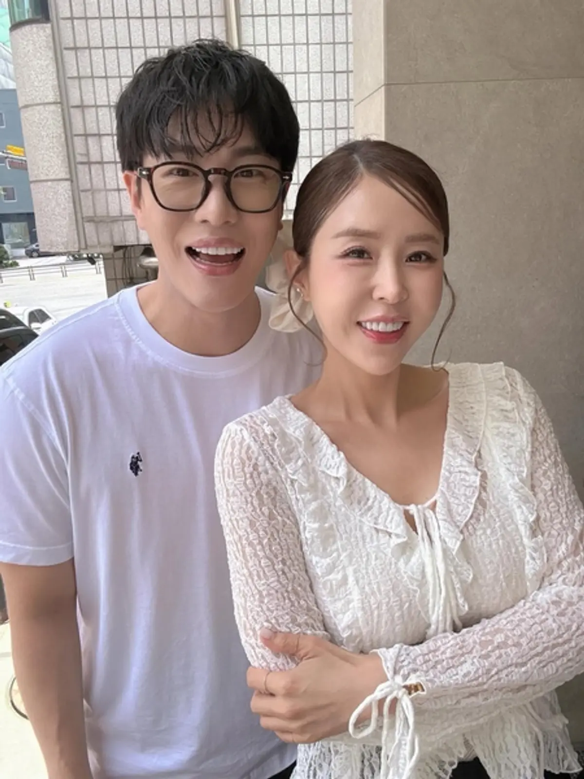 Moon Won releases 'Gidaryeossdeon Sigan,' the proposal song he wrote and performed at his wedding to Shinji