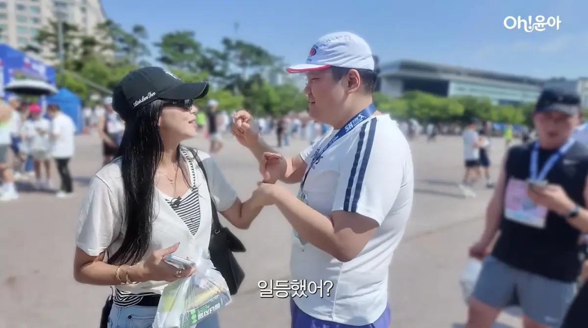 Oh Yoon-ah's autistic son Song Min completes 5km marathon in 42 minutes despite foot condition